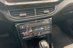musta Volkswagen T-Cross 2025 kuva 11.