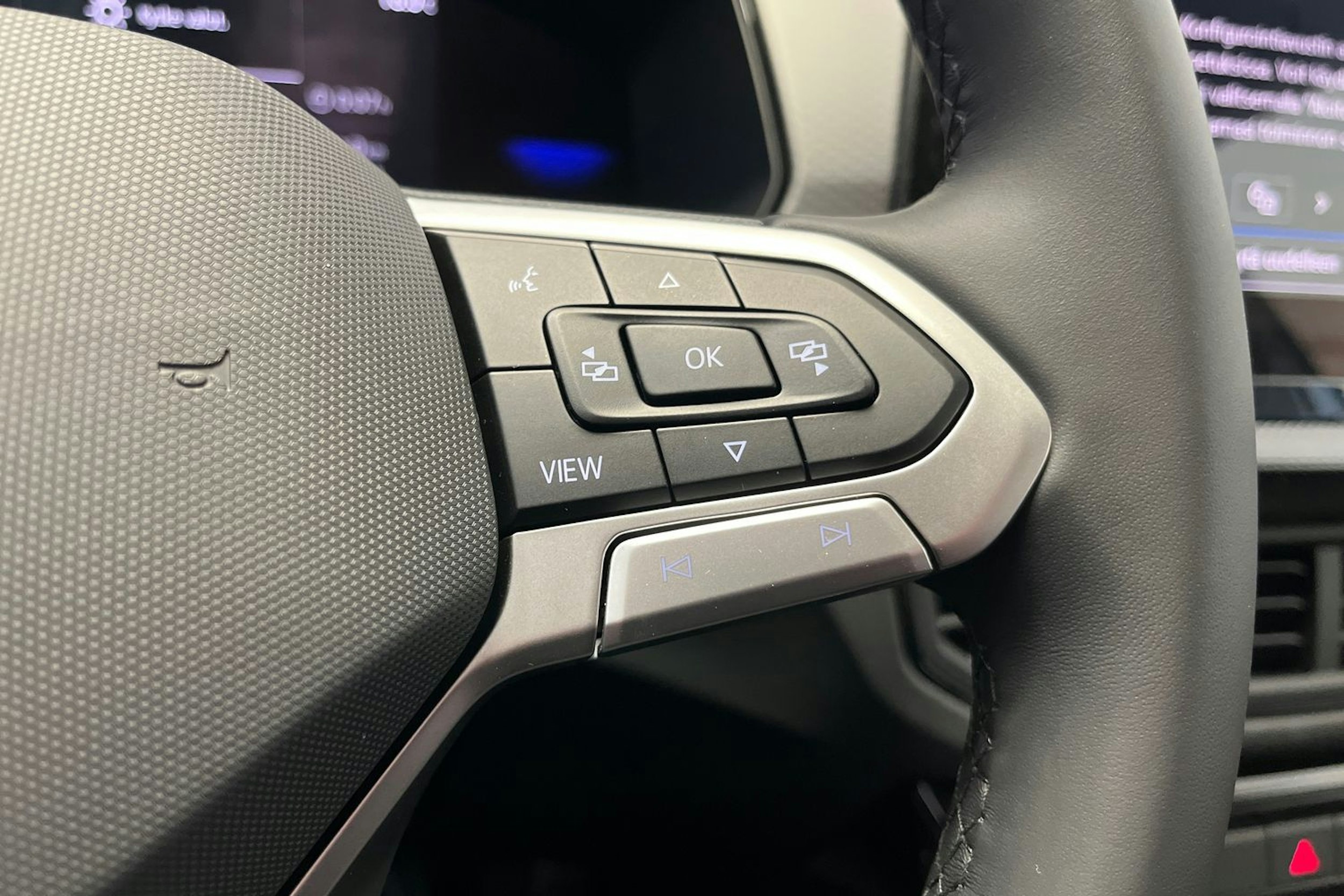 harmaa Volkswagen T-Cross 2025 kuva 16.