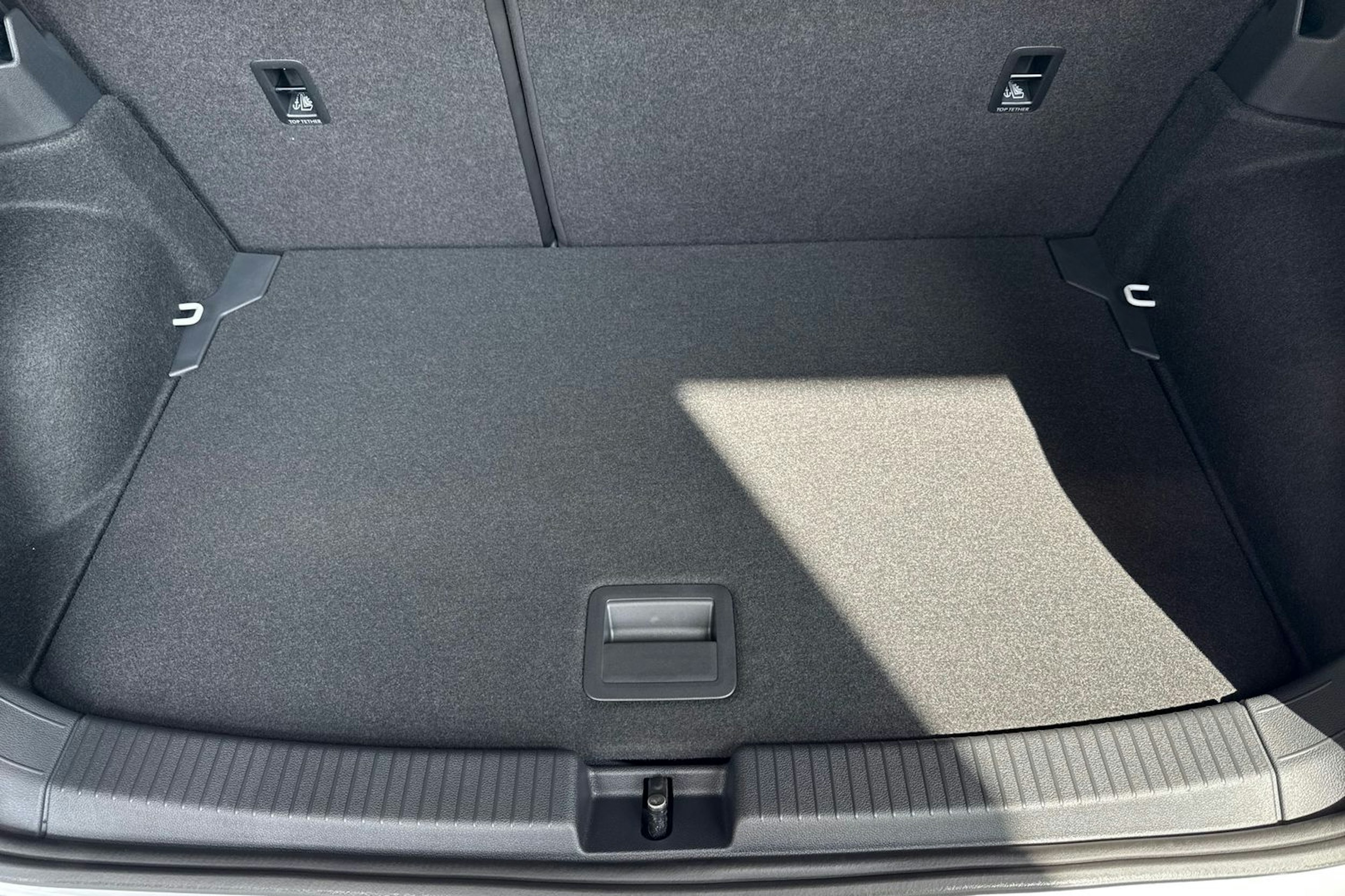 valkoinen Volkswagen T-Cross 2025 kuva 14.