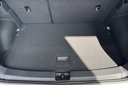valkoinen Volkswagen T-Cross 2025 kuva 14.