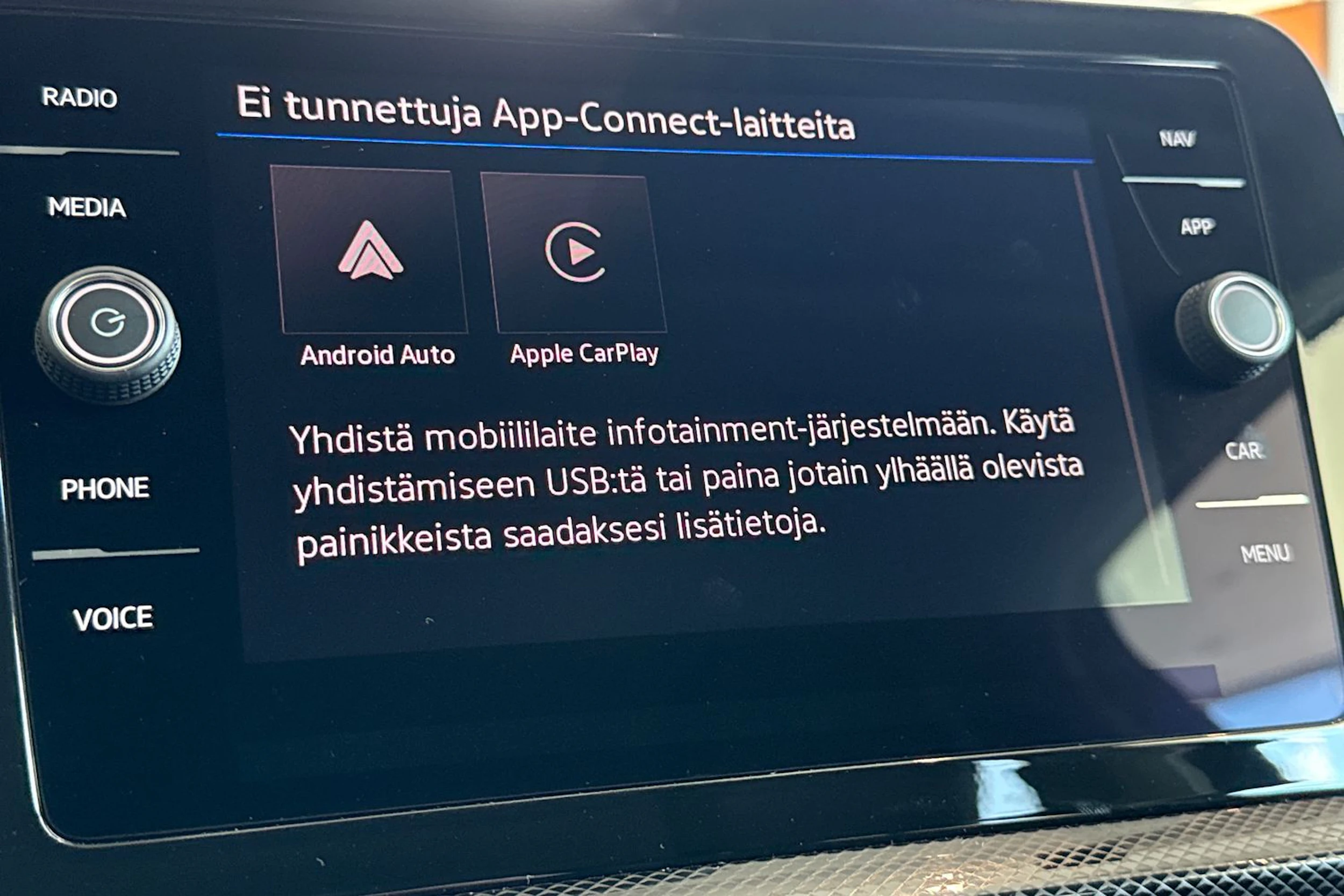 harmaa Volkswagen T-Cross 2026 kuva 15.
