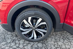 punainen Volkswagen T-Cross 2026 kuva 10.