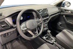 sininen Volkswagen T-Cross 2026 kuva 6.