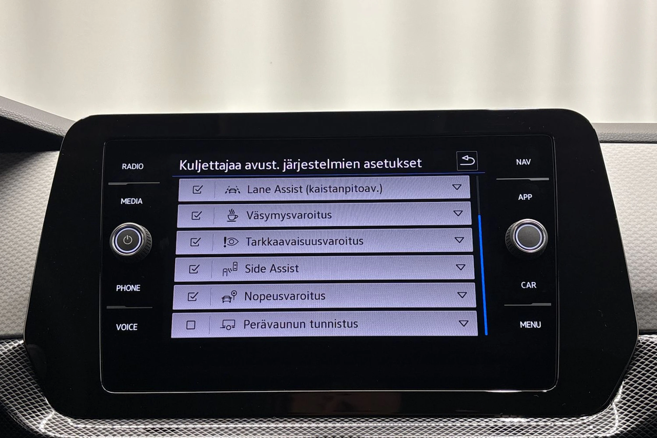 met. harmaa Volkswagen T-Cross 2026 kuva 19.