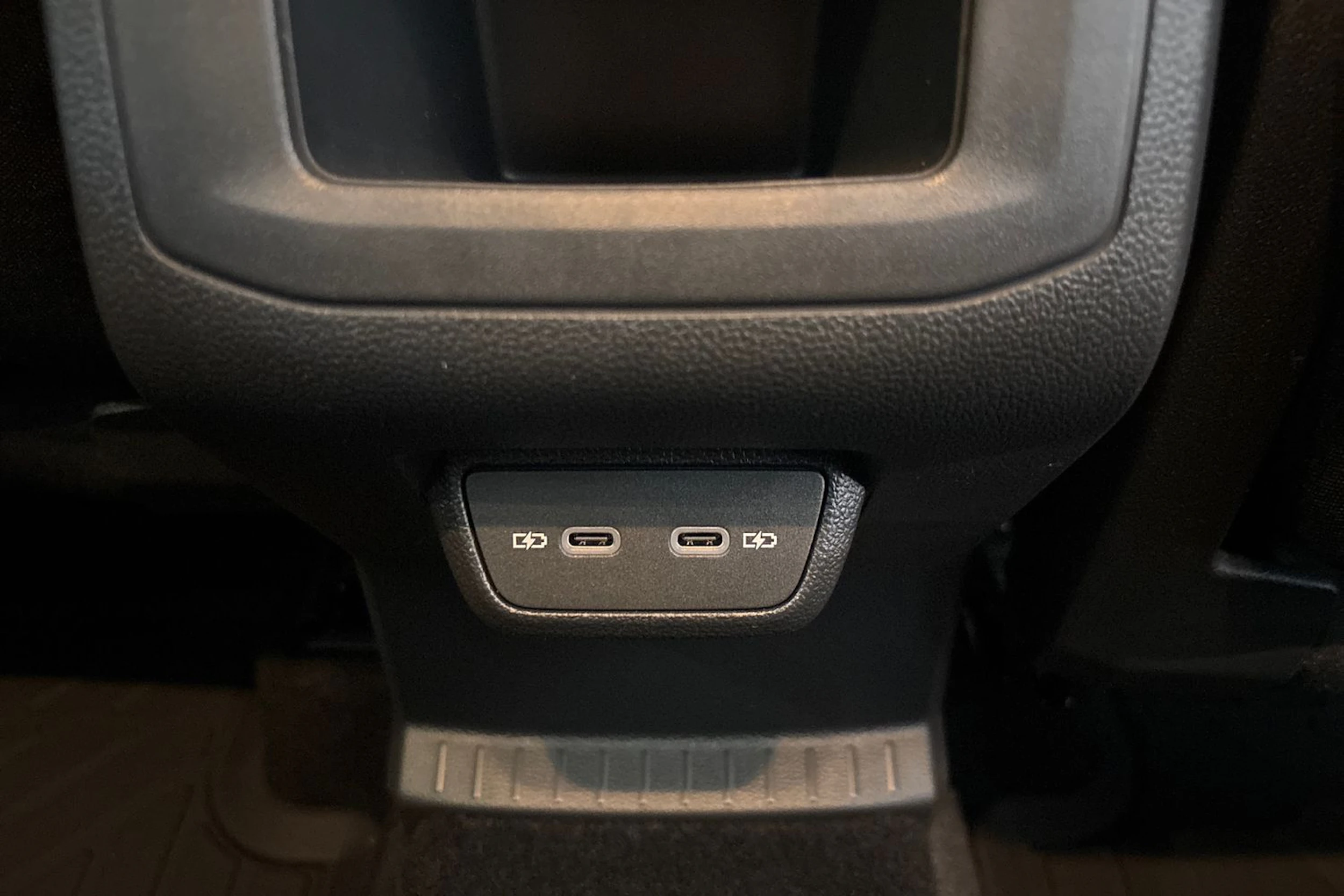 valkoinen Volkswagen T-Cross 2026 kuva 13.