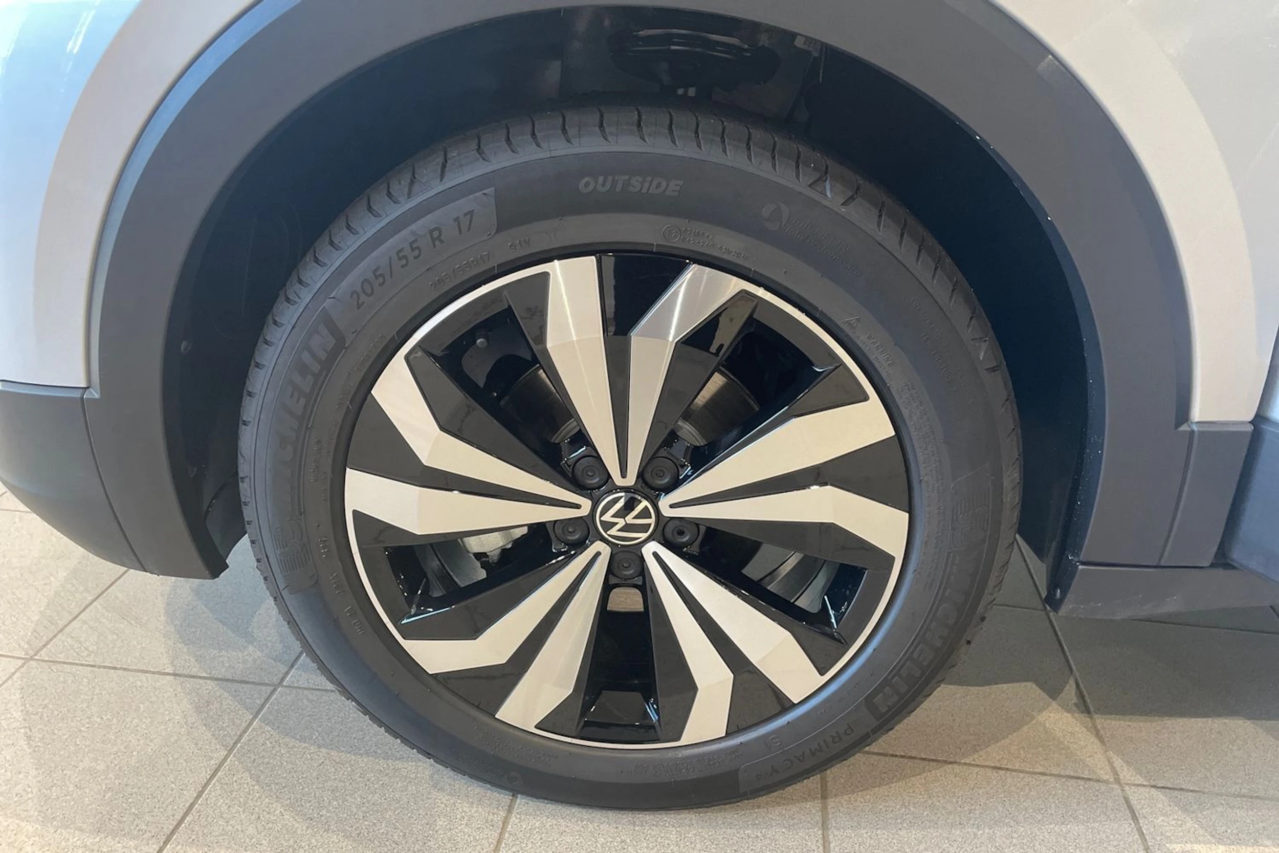 harmaa Volkswagen T-Cross 2026 kuva 10.