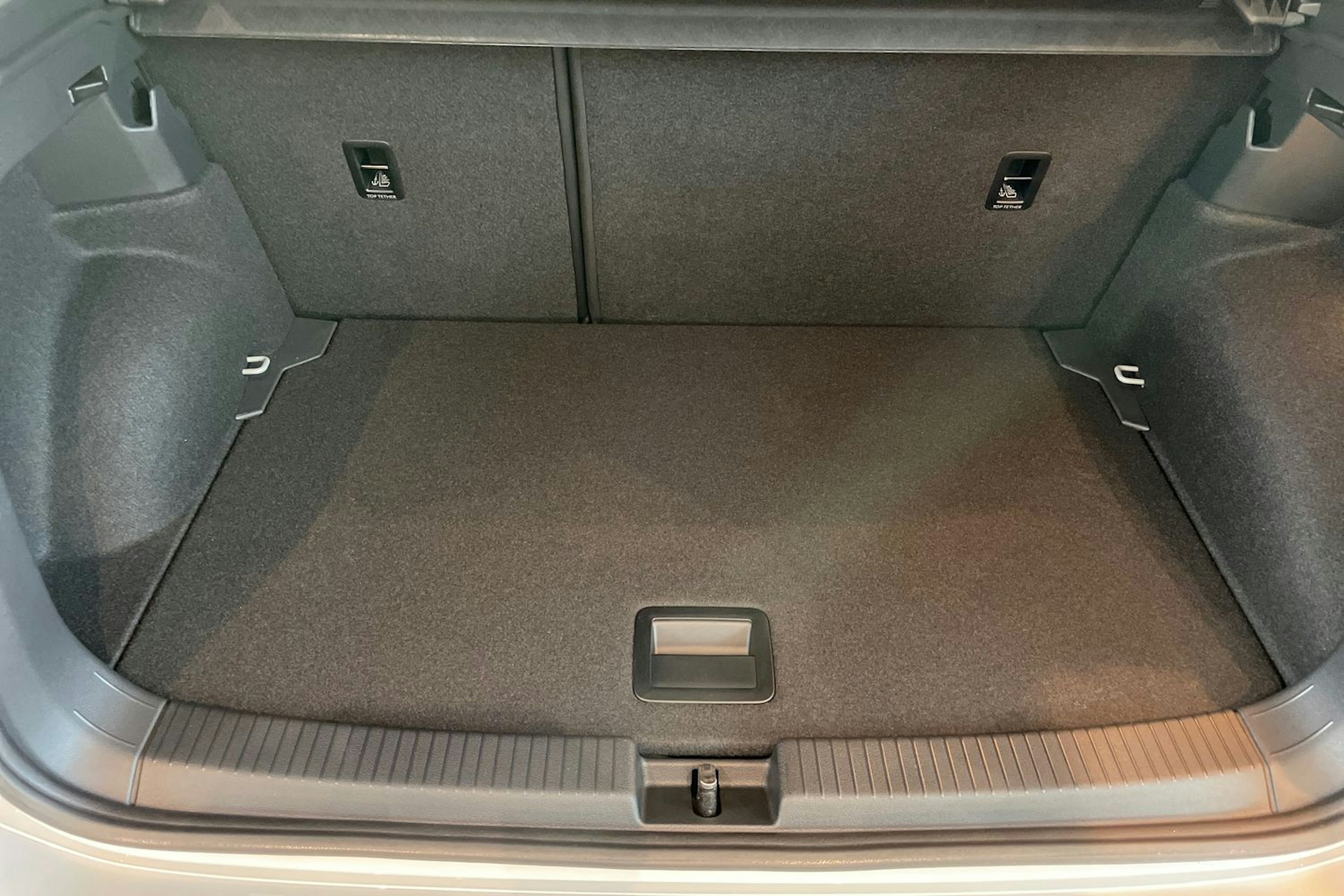 harmaa Volkswagen T-Cross 2026 kuva 11.