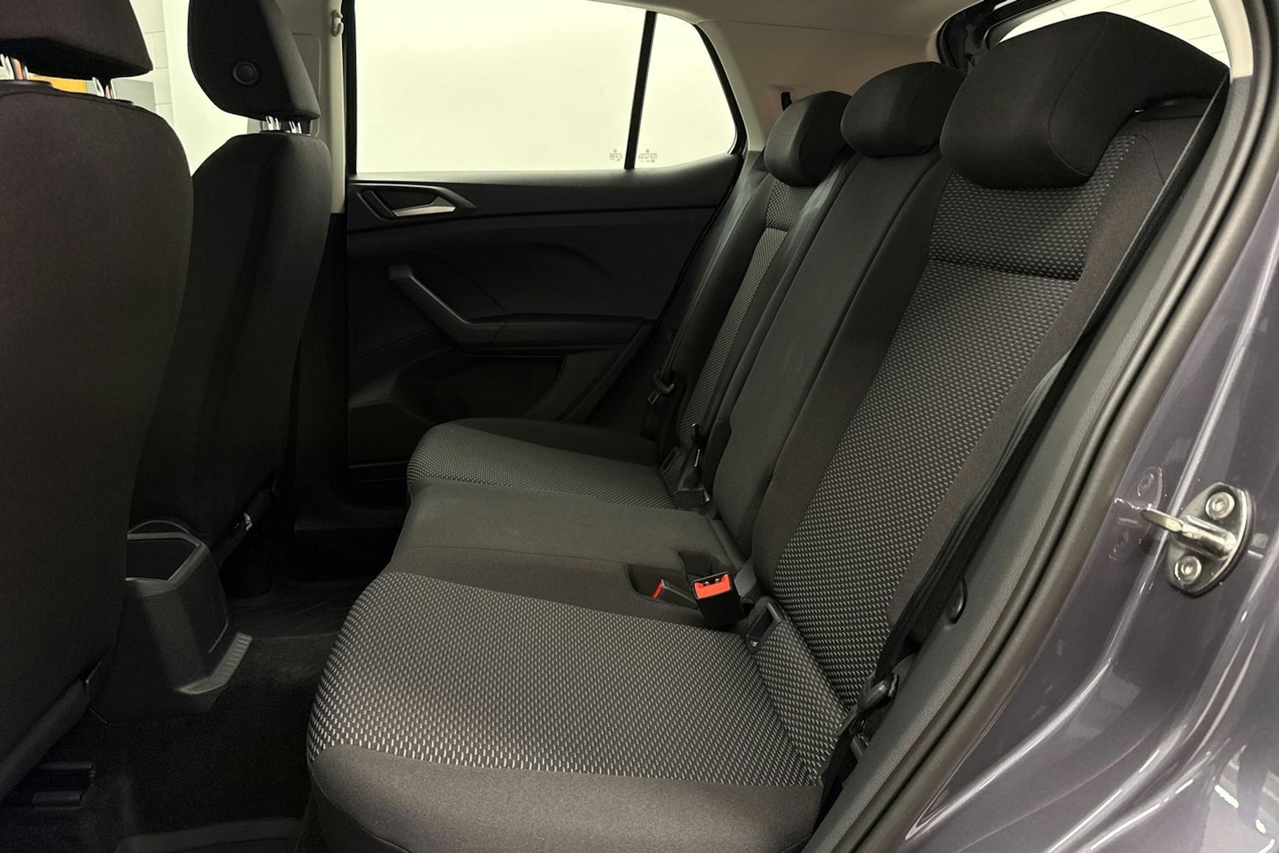 met. harmaa Volkswagen T-Cross 2026 kuva 9.