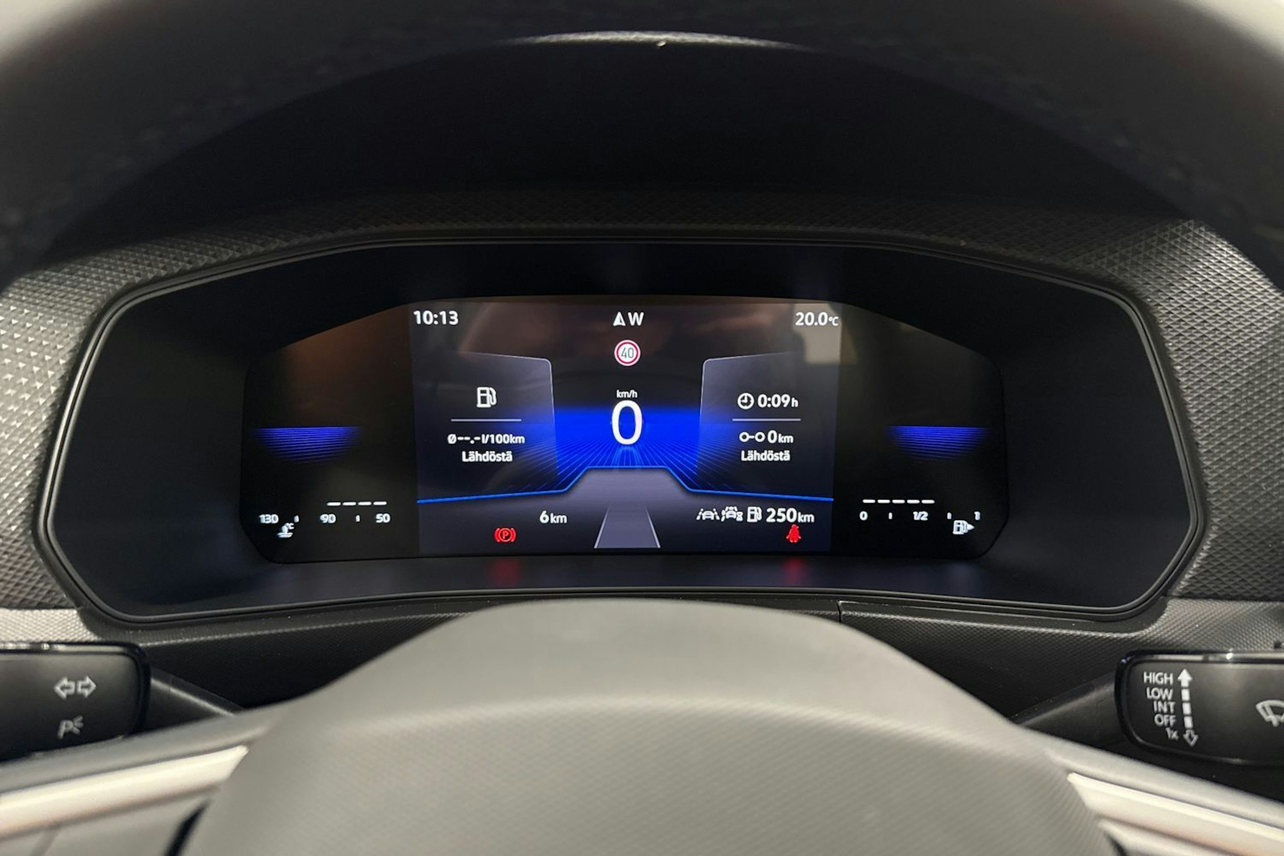 met. harmaa Volkswagen T-Cross 2026 kuva 11.