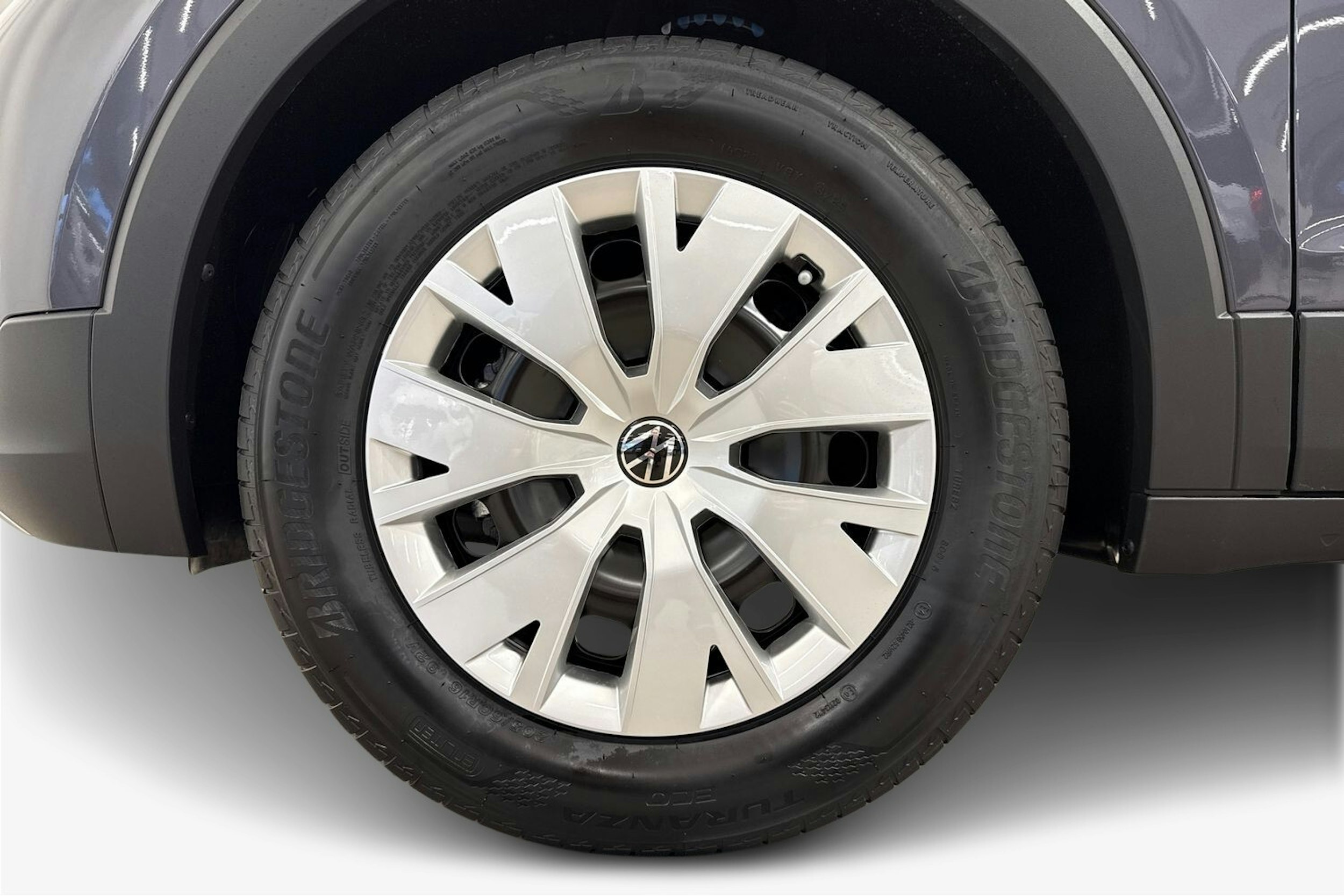 met. harmaa Volkswagen T-Cross 2026 kuva 17.