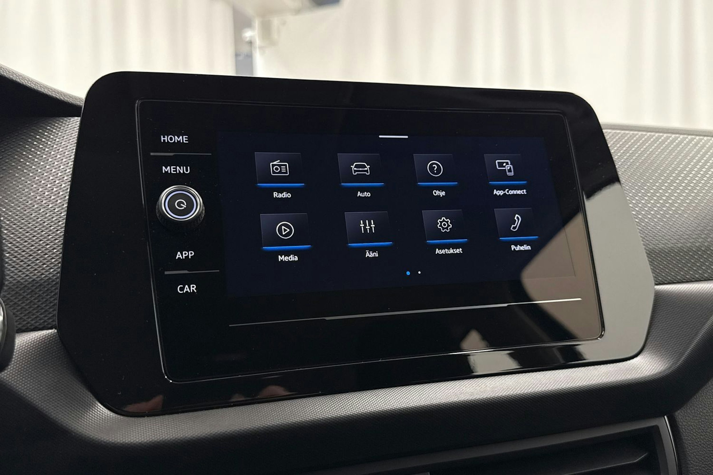 met. harmaa Volkswagen T-Cross 2026 kuva 19.