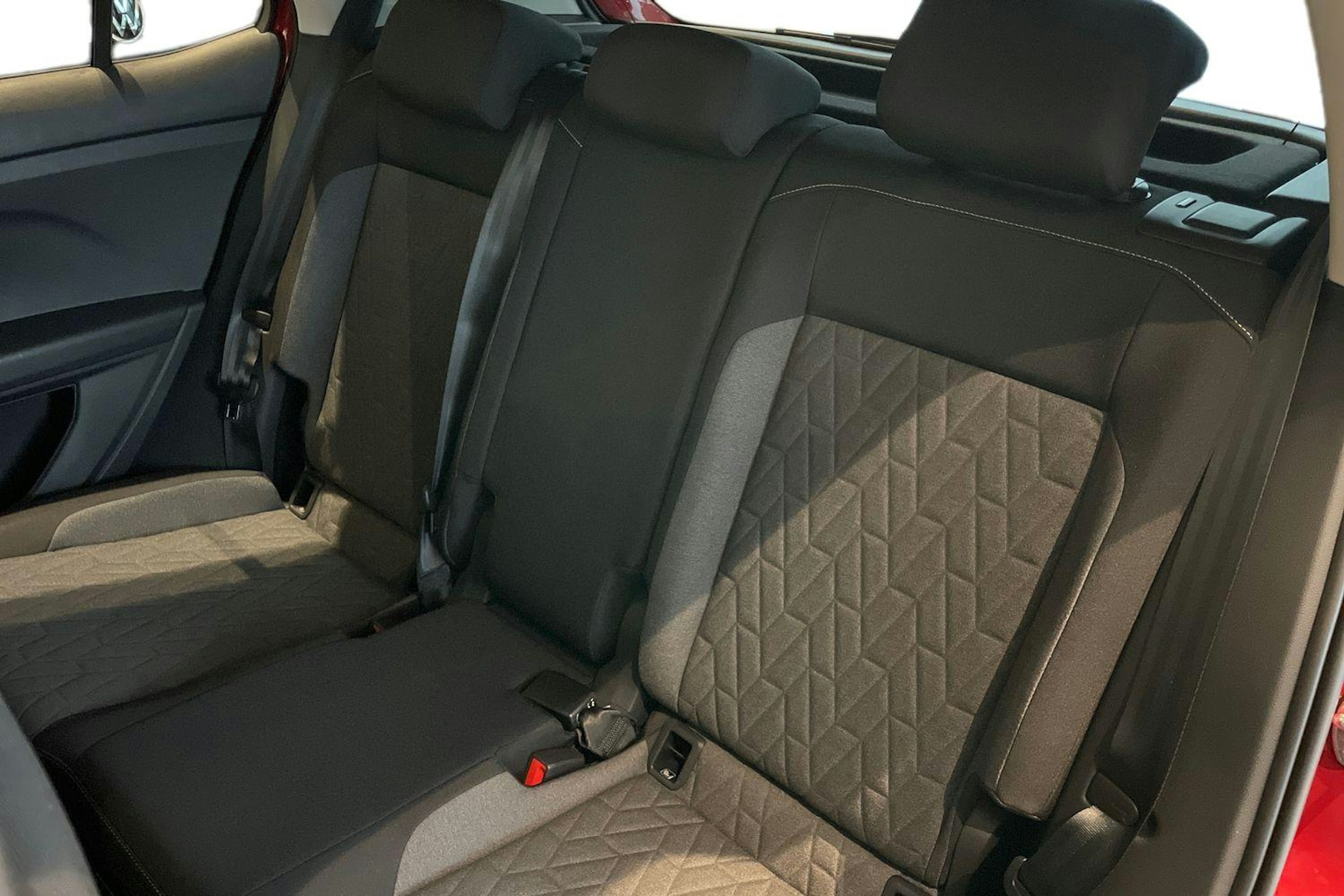 punainen Volkswagen T-Cross 2026 kuva 8.