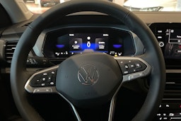 punainen Volkswagen T-Cross 2026 kuva 15.