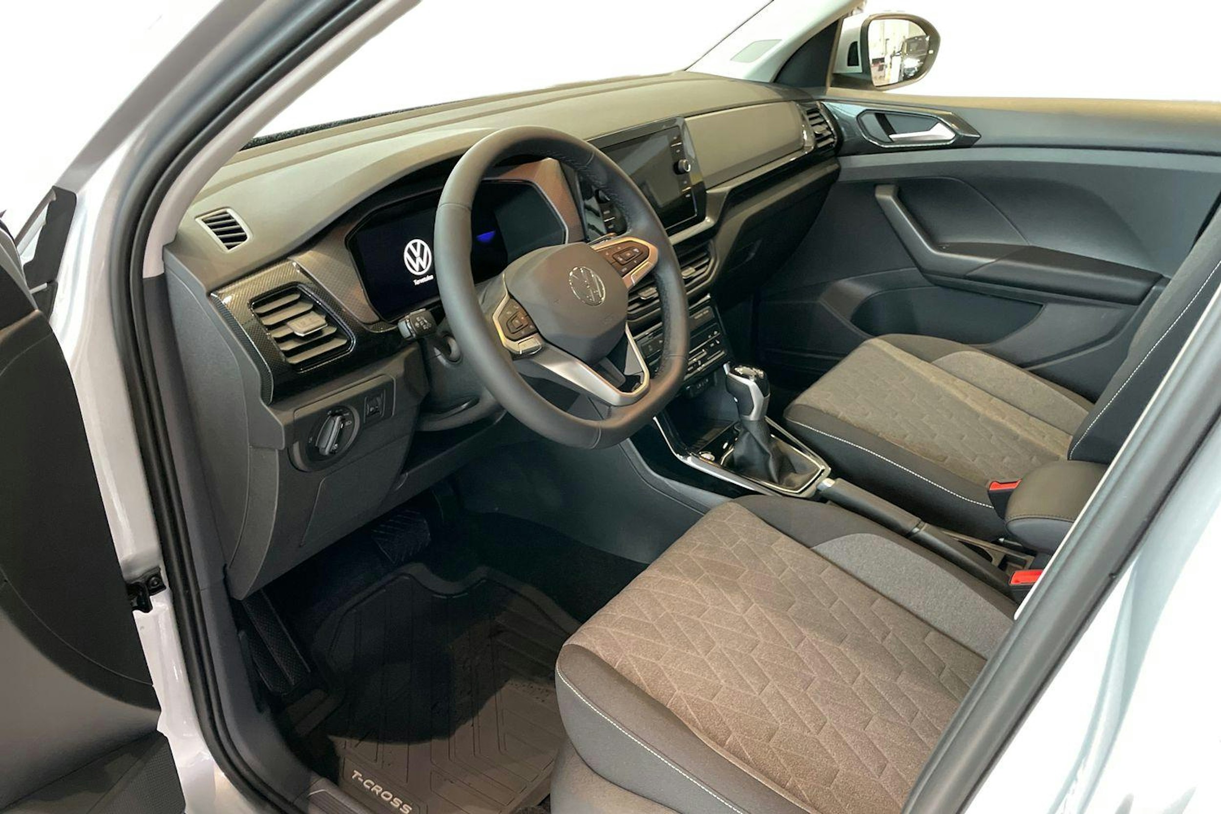 harmaa Volkswagen T-Cross 2026 kuva 6.