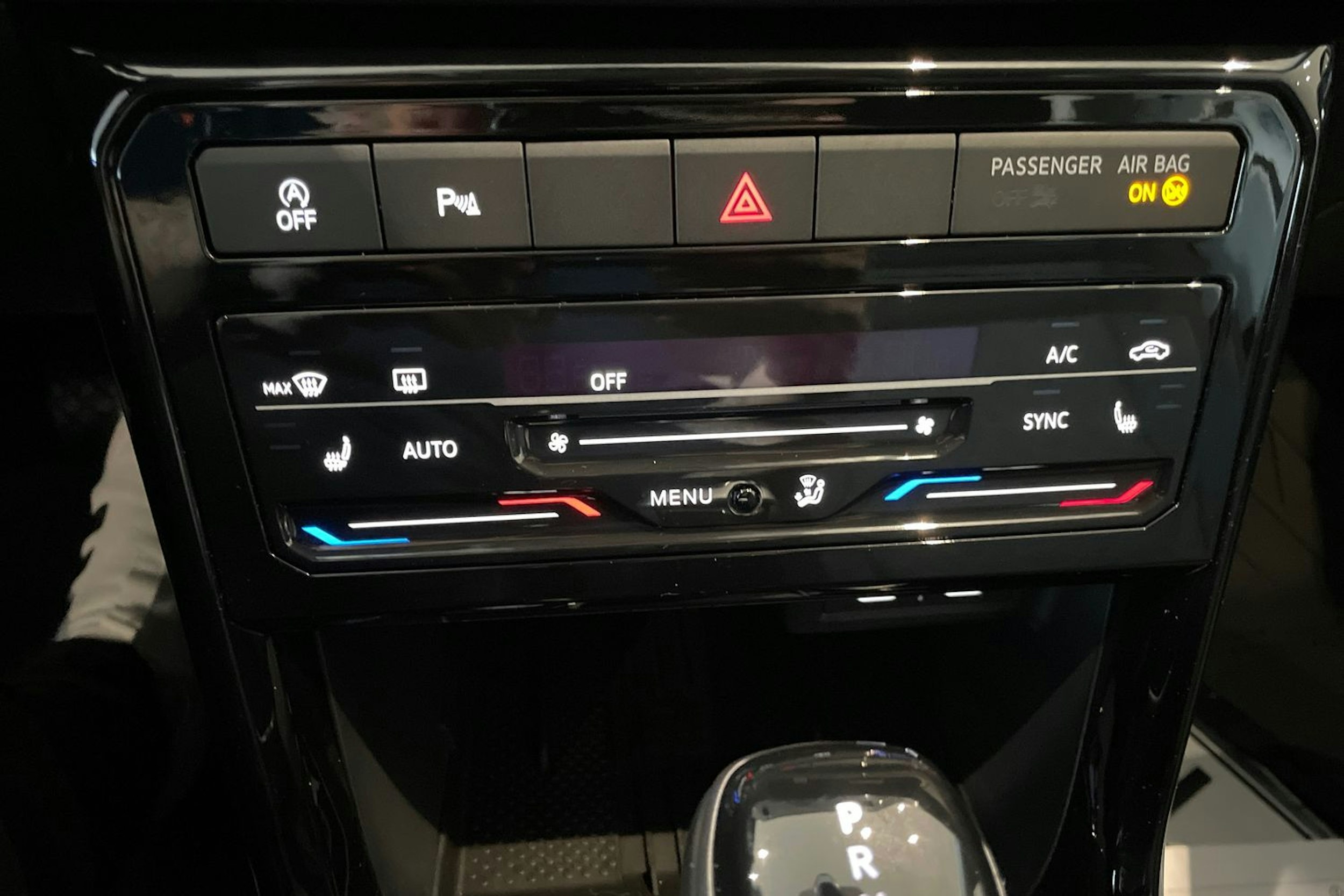 harmaa Volkswagen T-Cross 2026 kuva 11.