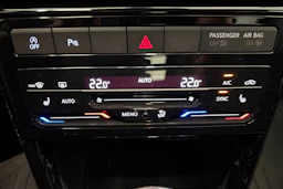harmaa Volkswagen T-Cross 2026 kuva 27.