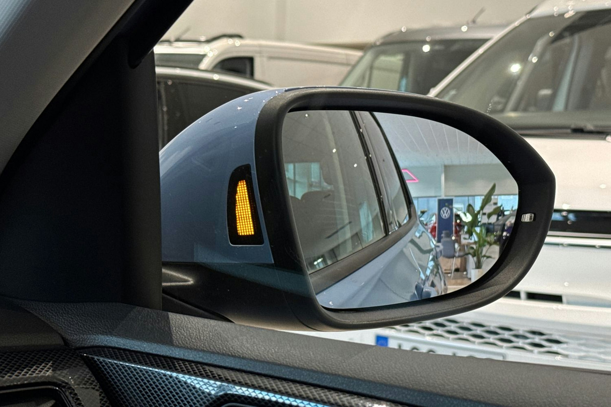 met. sininen Volkswagen T-Cross 2026 kuva 19.