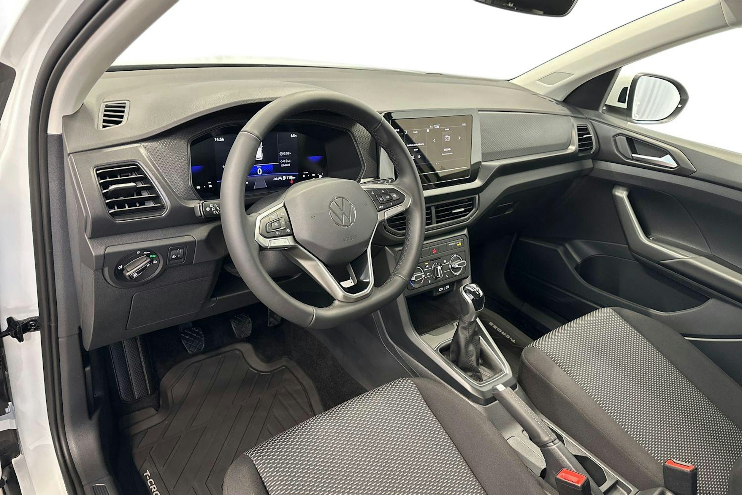 valkoinen Volkswagen T-Cross 2026 kuva 6.
