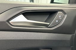 valkoinen Volkswagen T-Cross 2026 kuva 13.