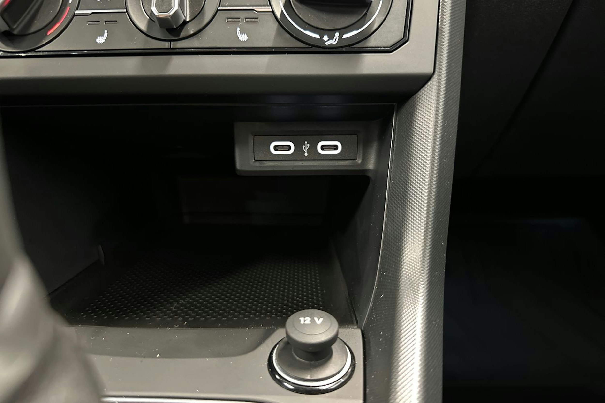 valkoinen Volkswagen T-Cross 2026 kuva 24.