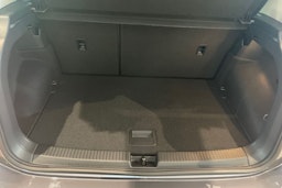 harmaa Volkswagen T-Cross 2026 kuva 11.