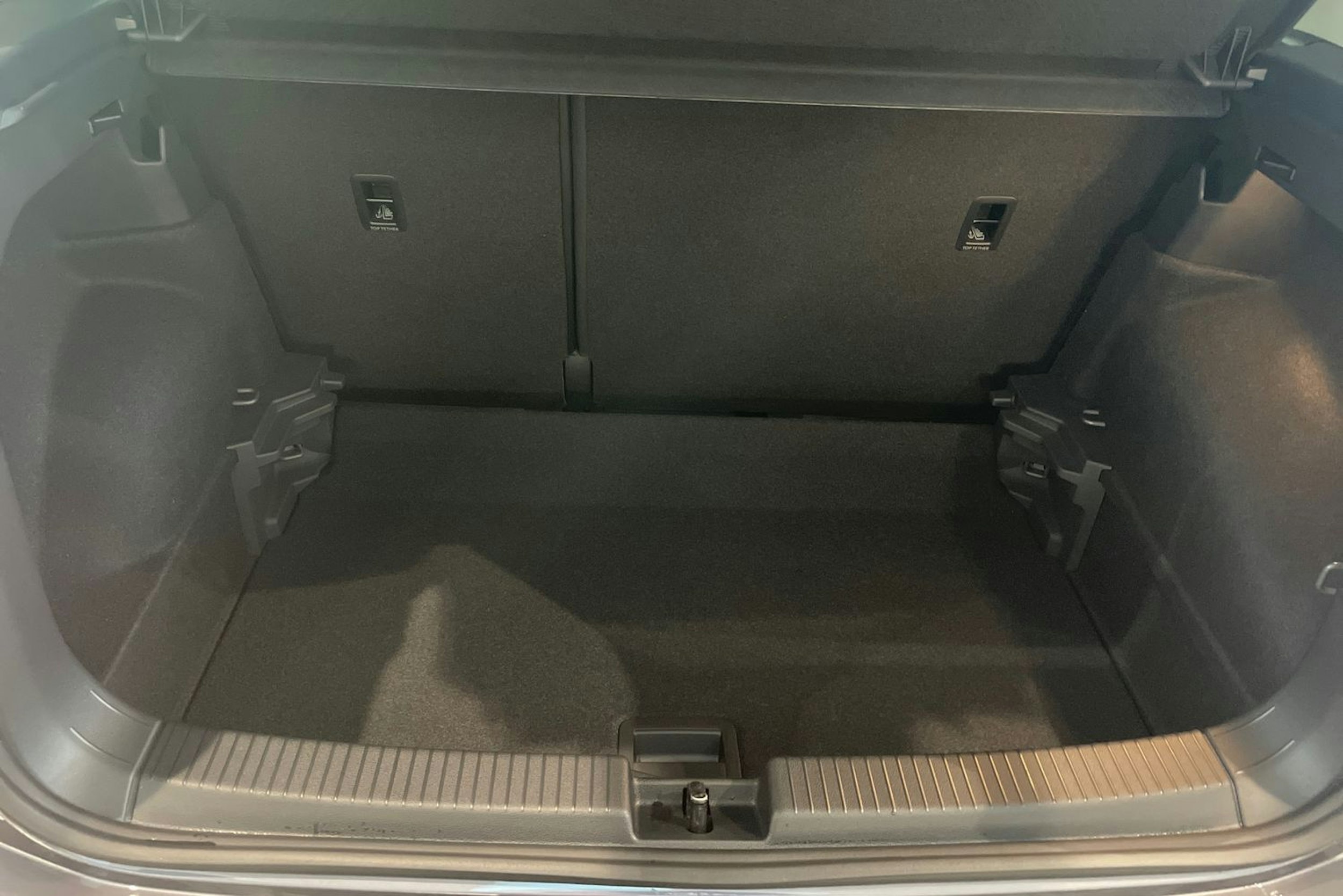 harmaa Volkswagen T-Cross 2026 kuva 13.