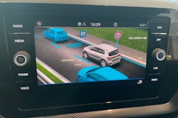 harmaa Volkswagen T-Cross 2026 kuva 17.