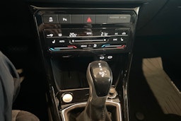 harmaa Volkswagen T-Cross 2026 kuva 18.