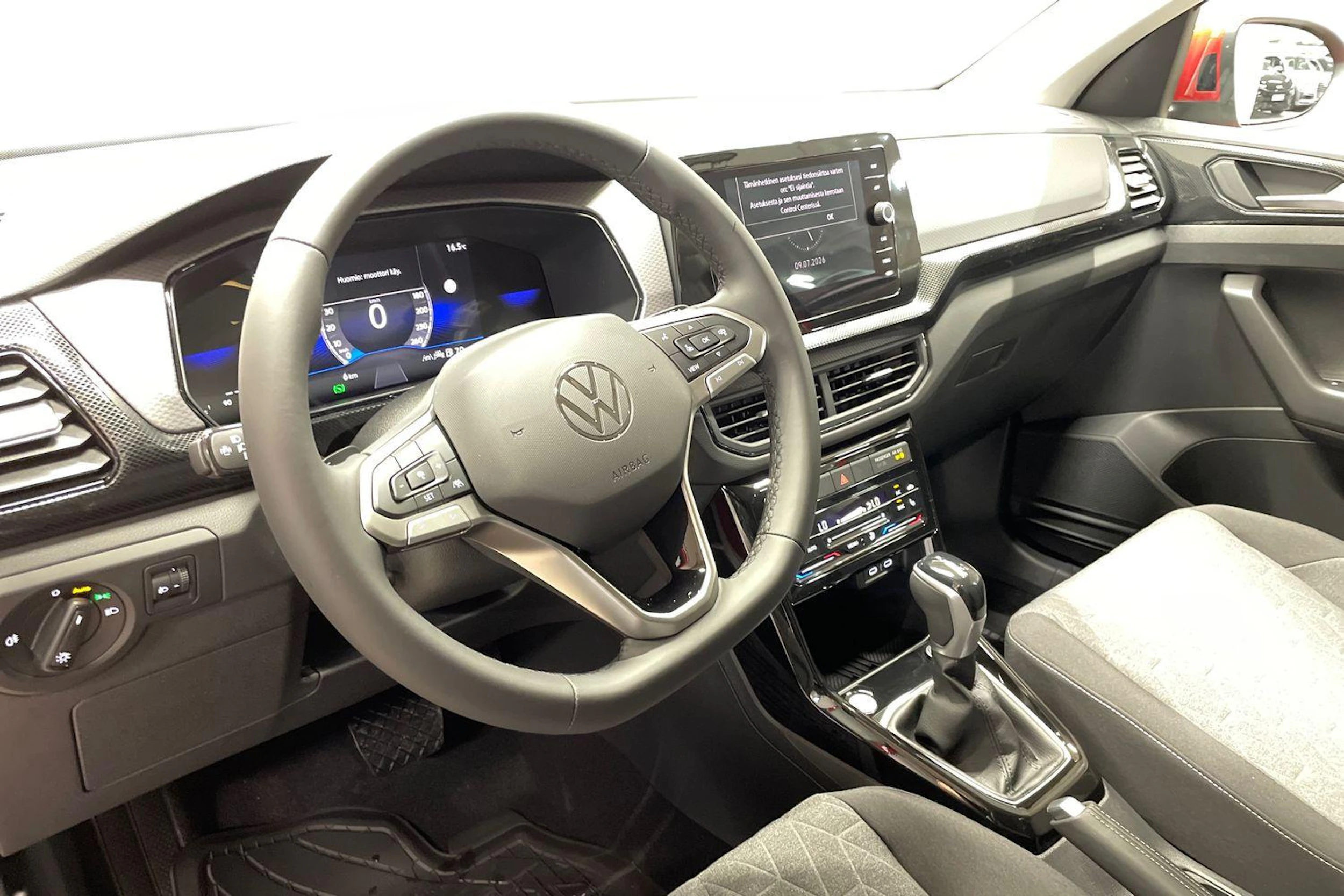 punainen Volkswagen T-Cross 2026 kuva 6.