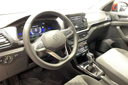 punainen Volkswagen T-Cross 2026 kuva 6.