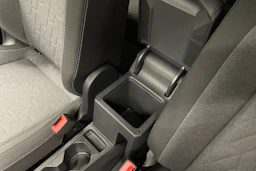 punainen Volkswagen T-Cross 2026 kuva 15.