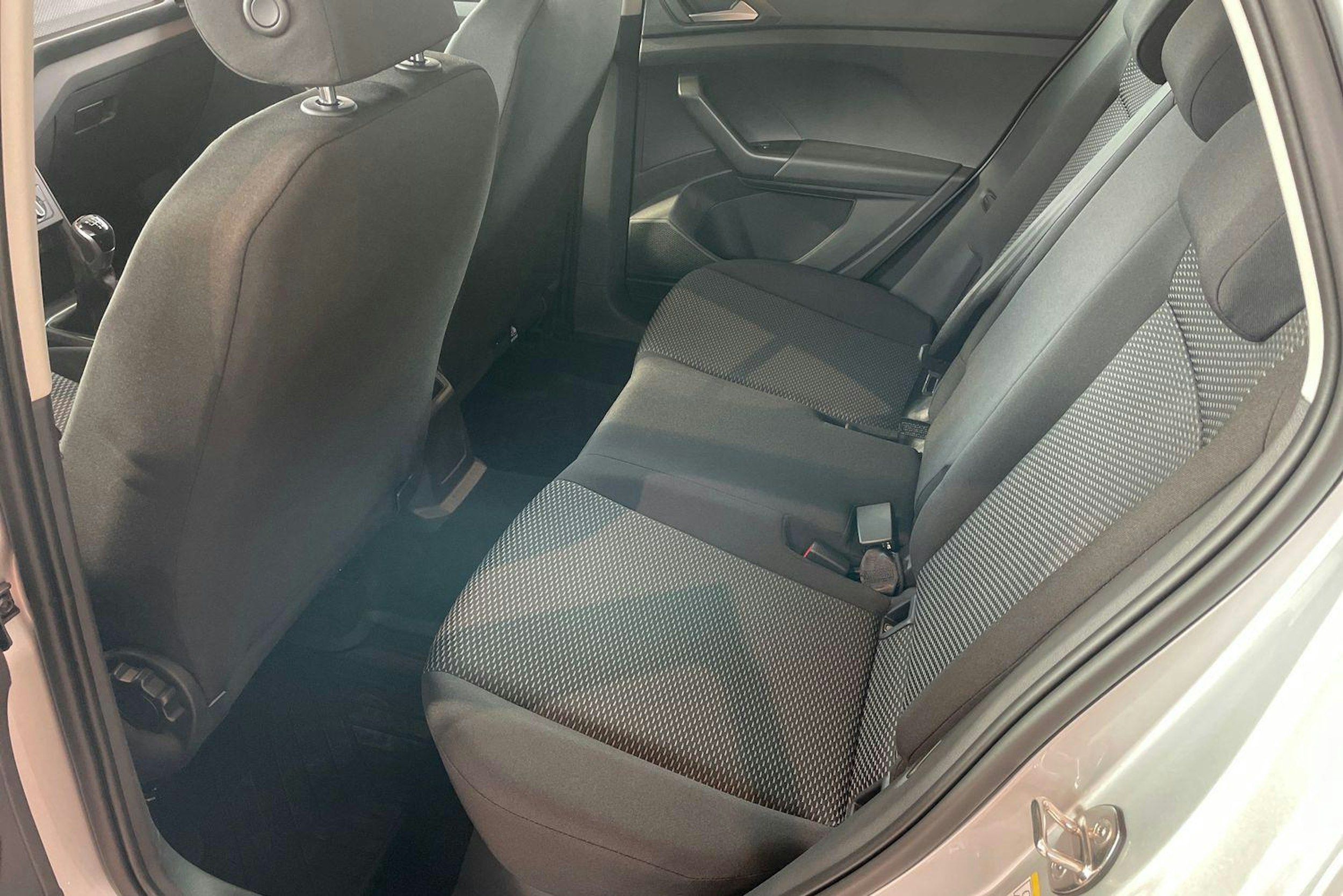 harmaa Volkswagen T-Cross 2026 kuva 8.