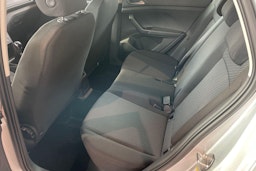 harmaa Volkswagen T-Cross 2026 kuva 8.