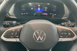 harmaa Volkswagen T-Cross 2026 kuva 12.