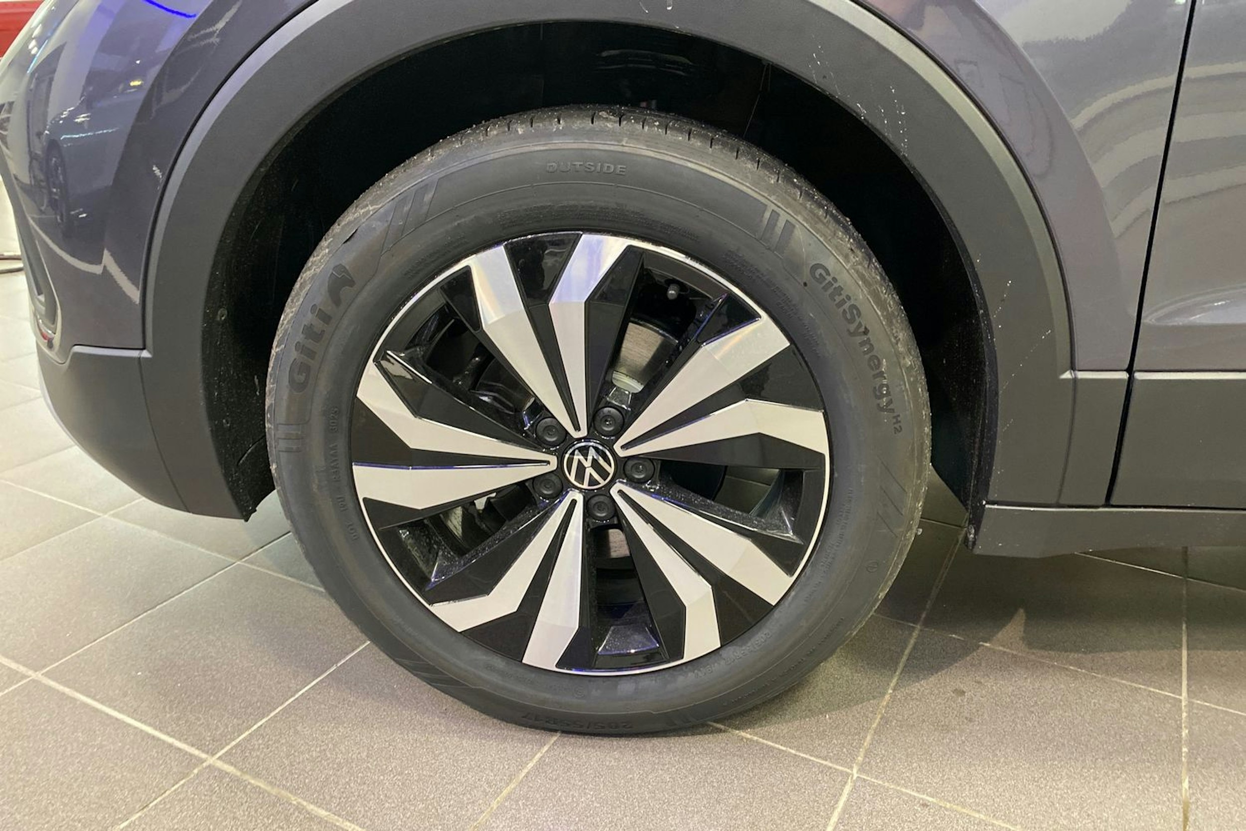 harmaa Volkswagen T-Cross 2026 kuva 10.