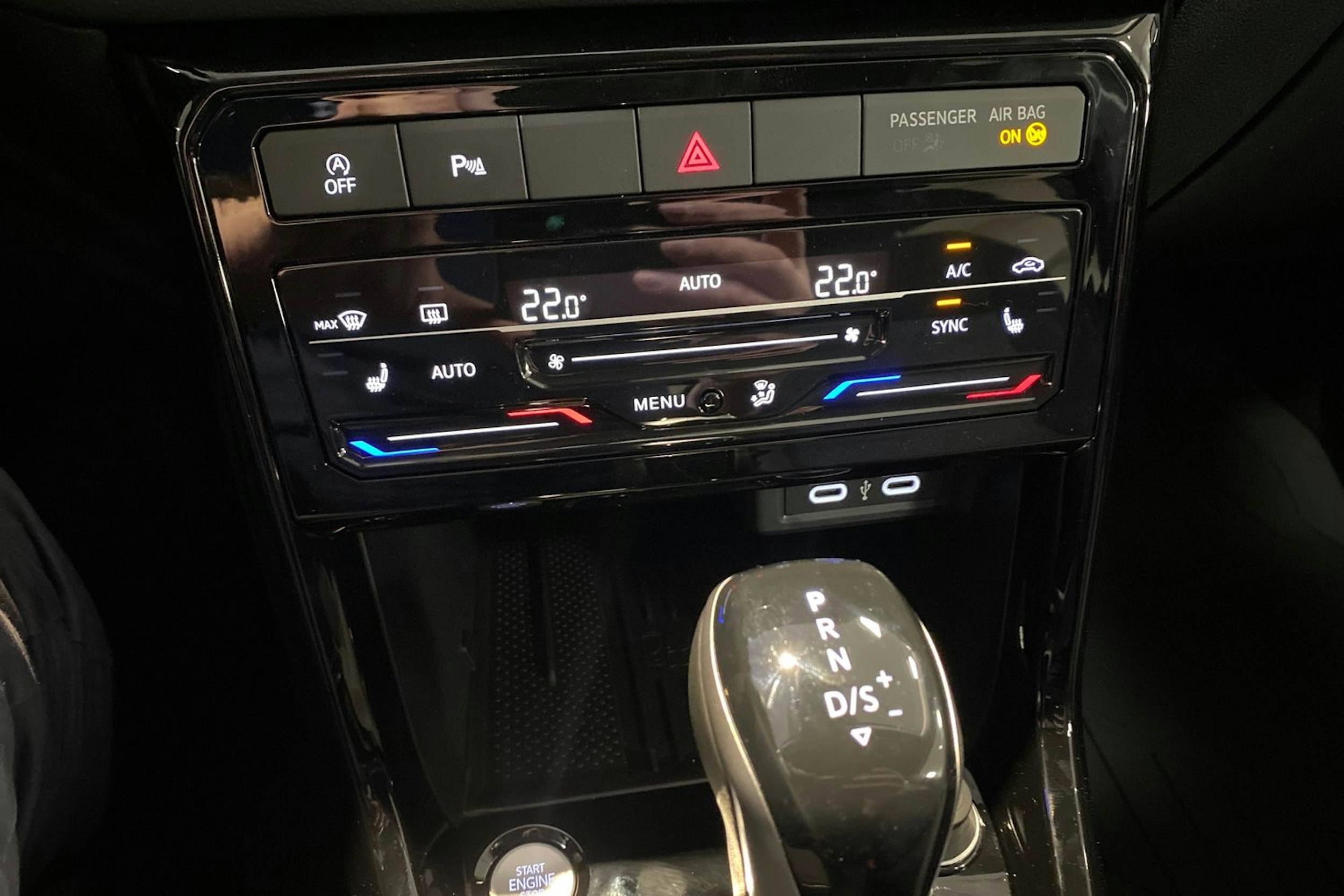 harmaa Volkswagen T-Cross 2026 kuva 14.