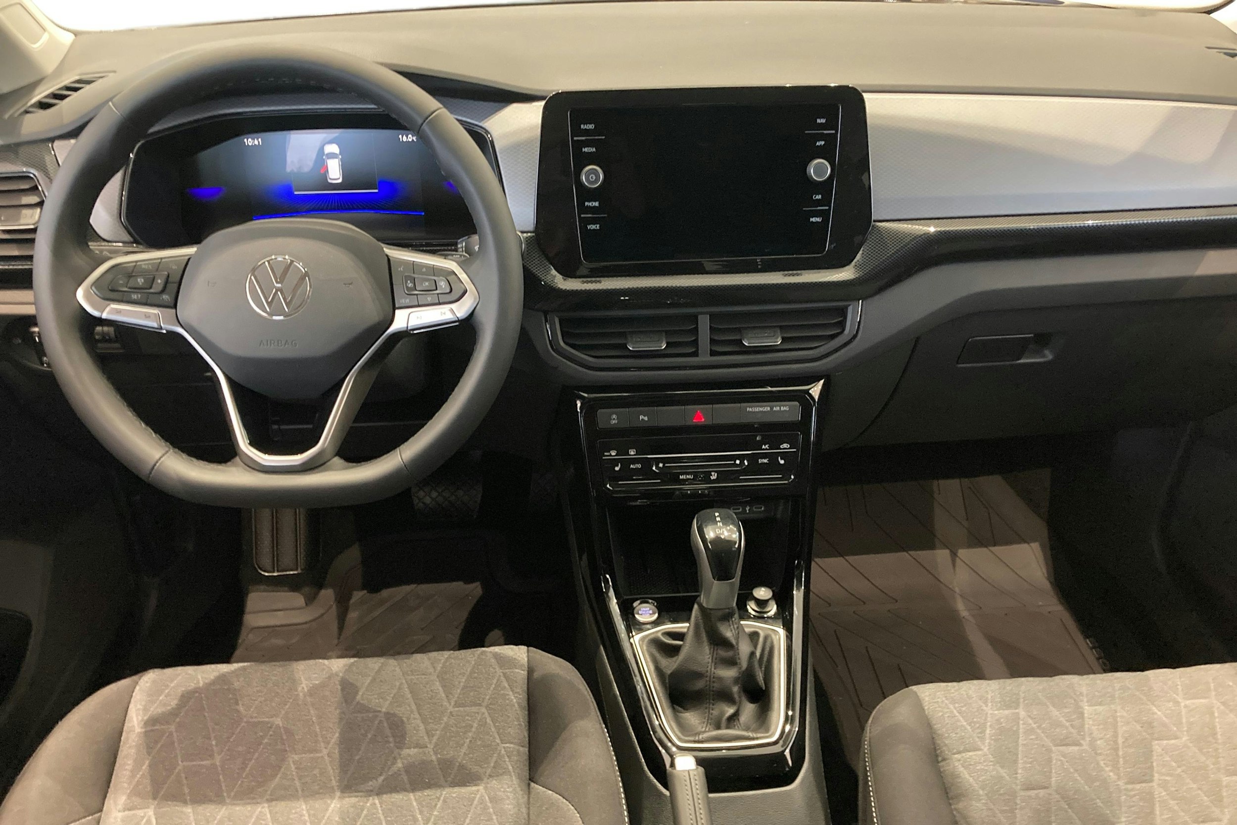 harmaa Volkswagen T-Cross 2026 kuva 7.