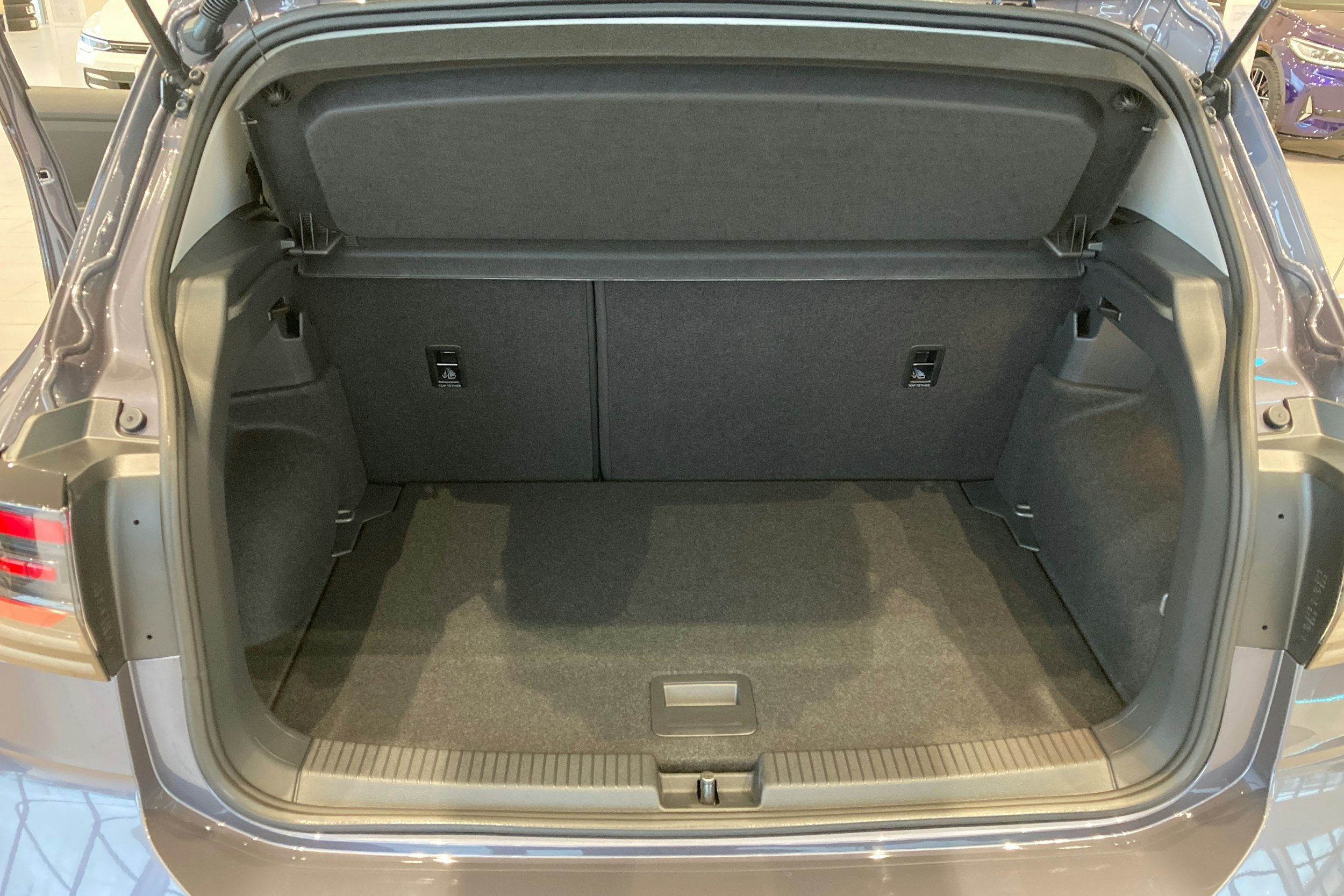 harmaa Volkswagen T-Cross 2026 kuva 18.