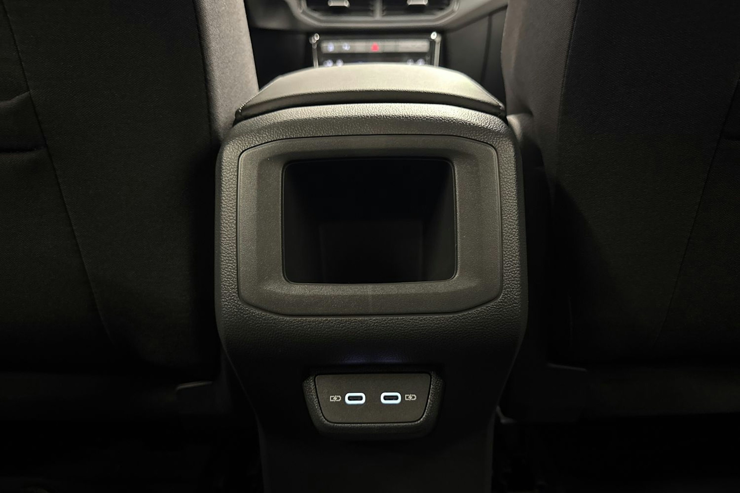 met. musta Volkswagen T-Cross 2026 kuva 12.