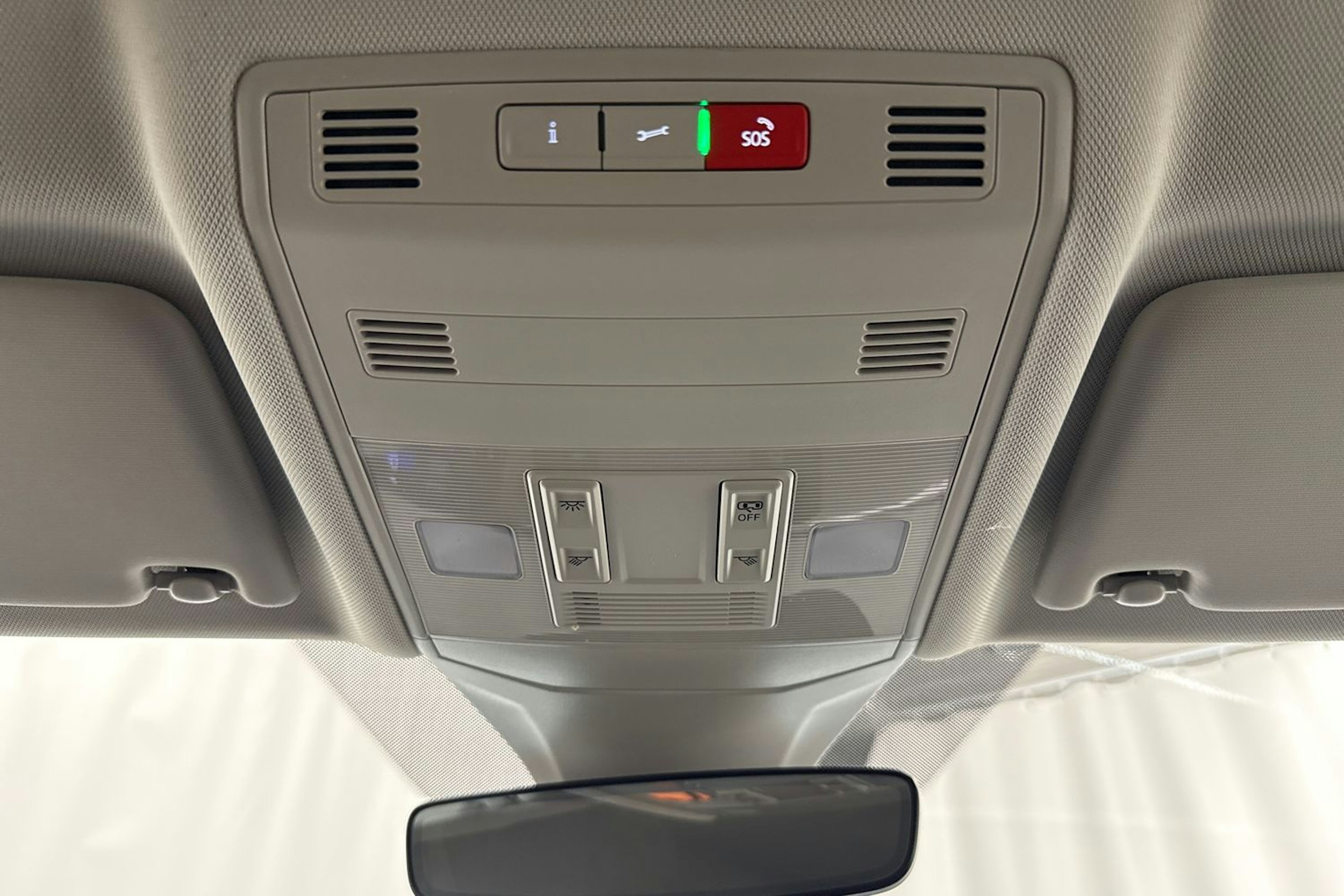 met. musta Volkswagen T-Cross 2026 kuva 25.