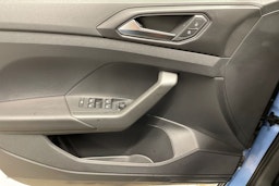 sininen Volkswagen T-Cross 2026 kuva 15.