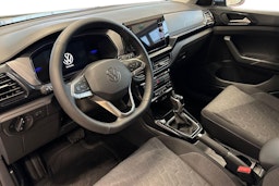 sininen Volkswagen T-Cross 2026 kuva 6.