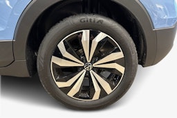 sininen Volkswagen T-Cross 2026 kuva 9.