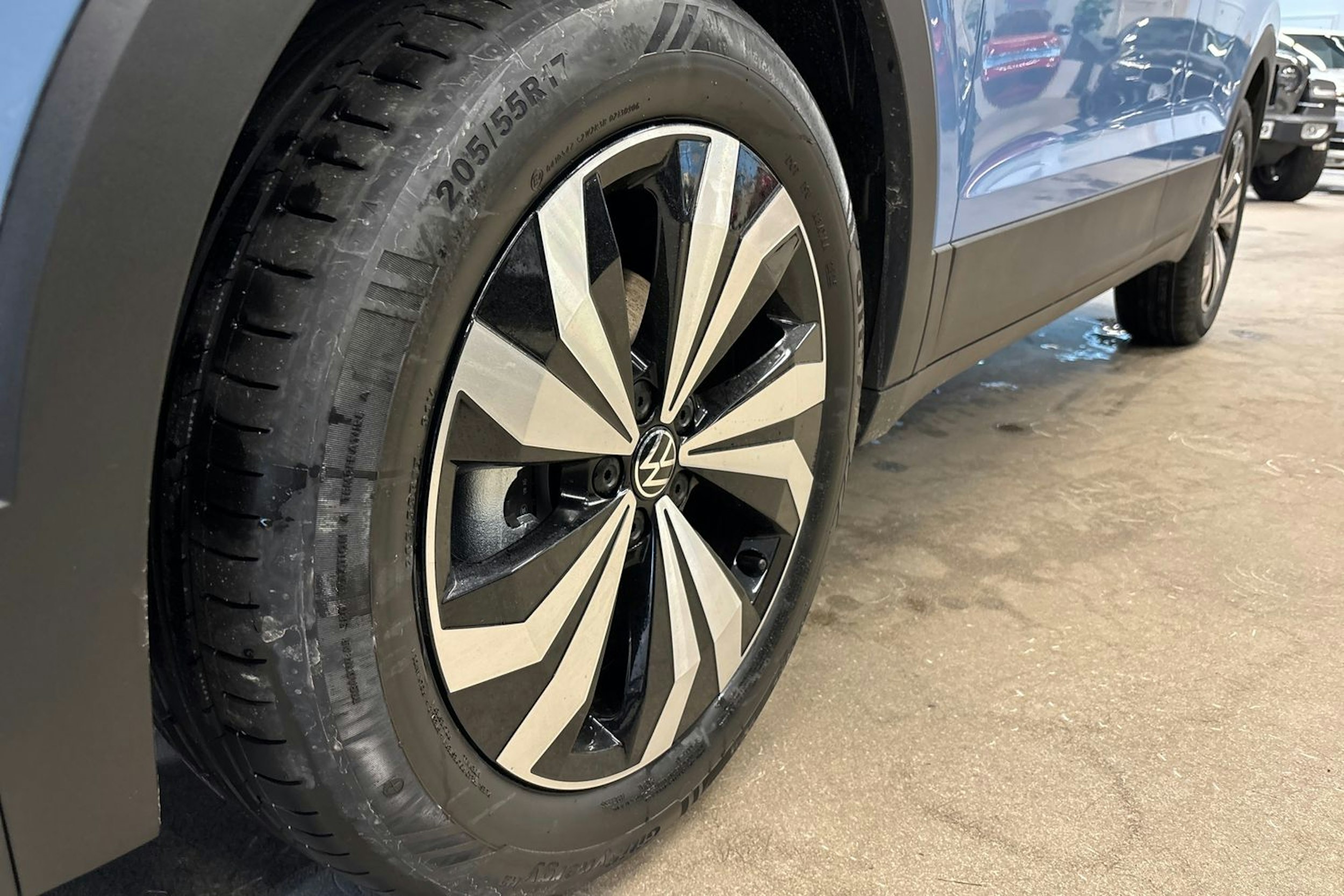 sininen Volkswagen T-Cross 2026 kuva 10.