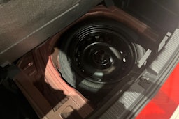 met. punainen Volkswagen T-Cross 2026 kuva 12.