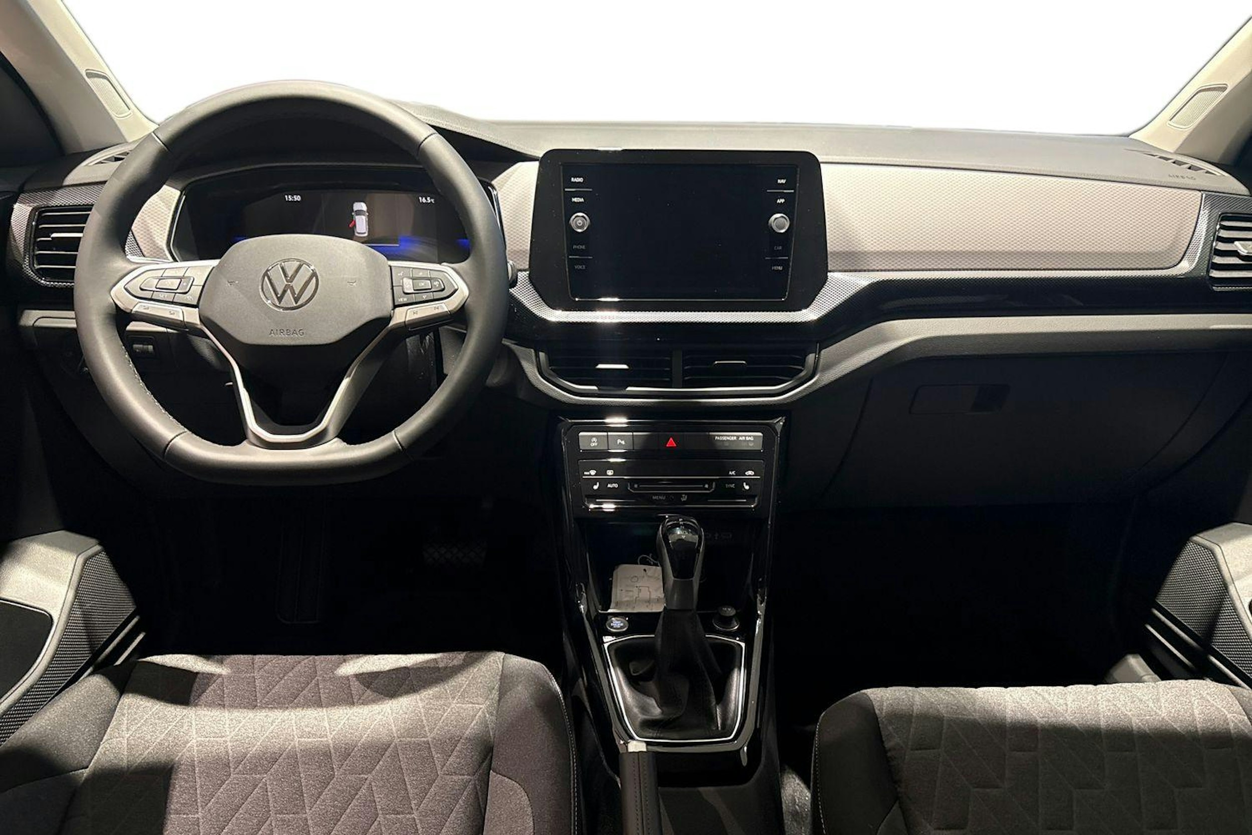 sininen Volkswagen T-Cross 2026 kuva 7.