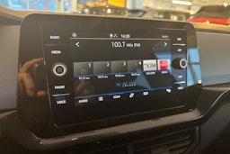 sininen Volkswagen T-Cross 2026 kuva 16.