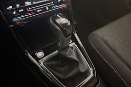 sininen Volkswagen T-Cross 2026 kuva 19.