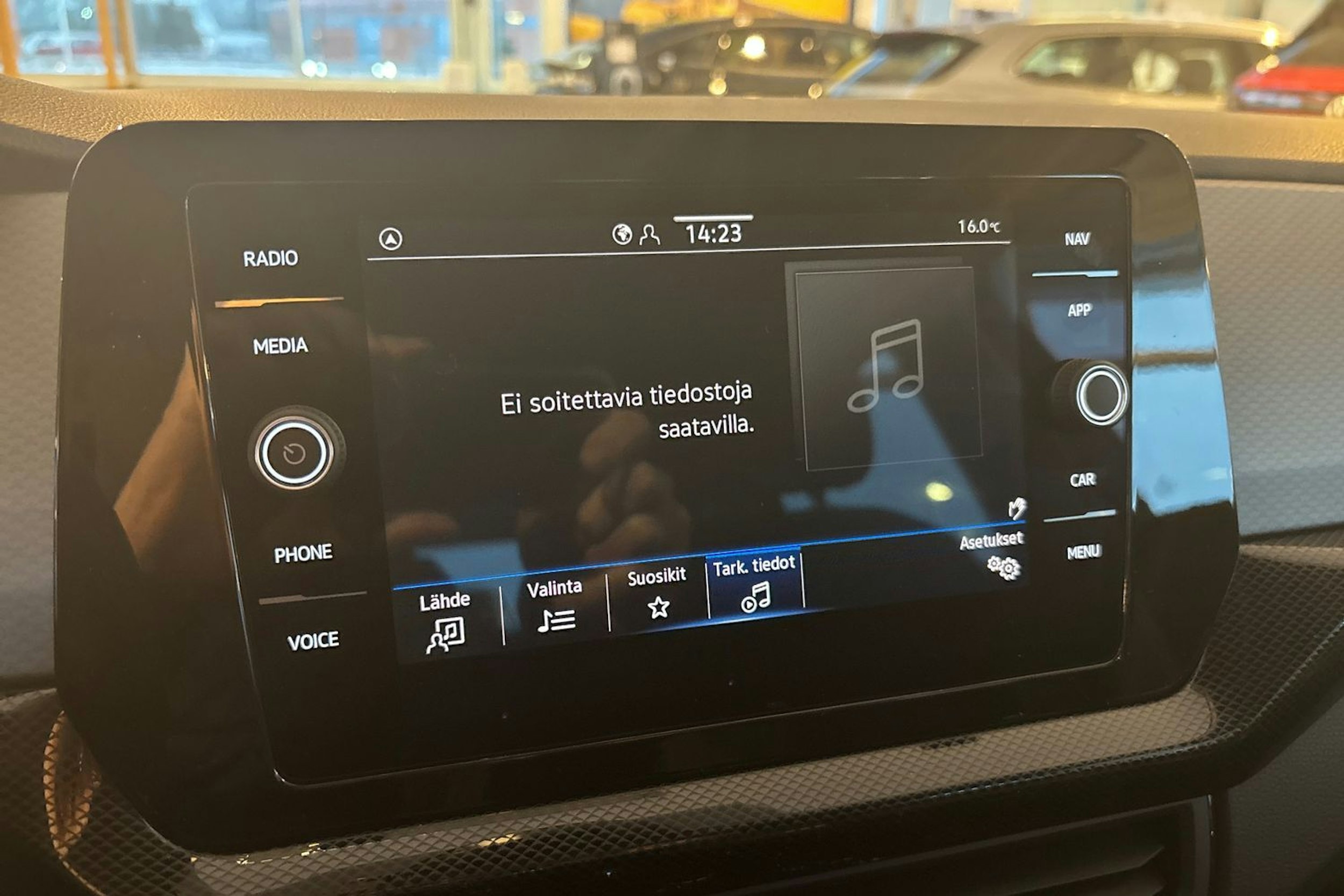 sininen Volkswagen T-Cross 2026 kuva 22.