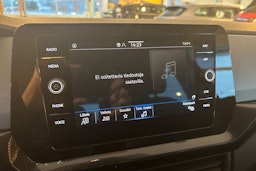 sininen Volkswagen T-Cross 2026 kuva 22.